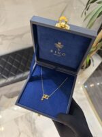 ⁦قلادة الاسم مع قلب ناعم… المعنى أجمل لما يلبس⁩ - الصورة ⁦2⁩